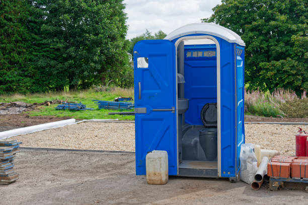 Types of Portable Toilets We Offer in Harrisville, RI